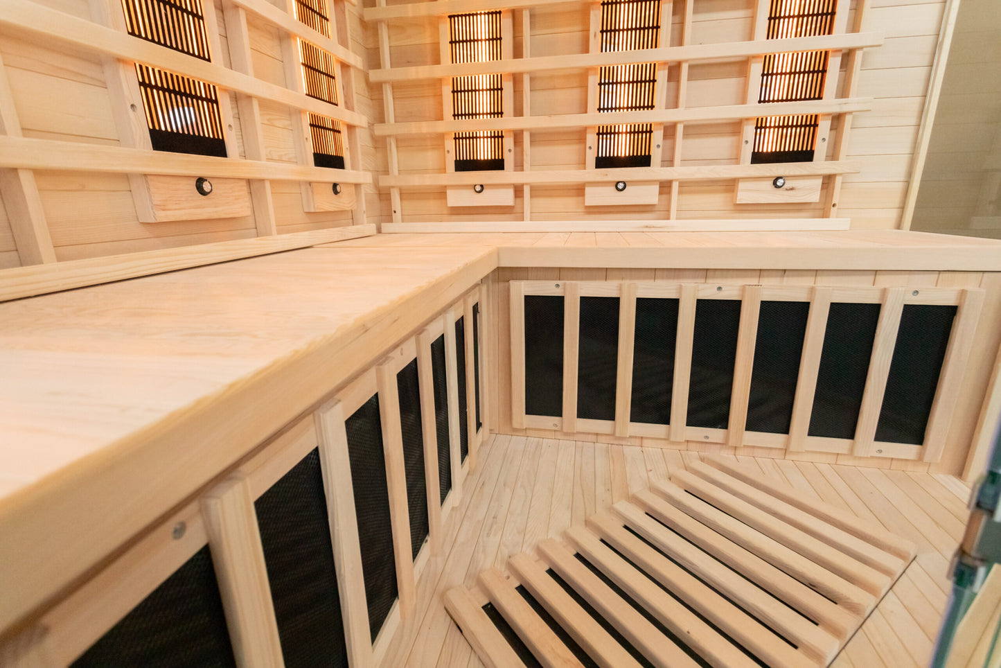 The Miracle Sauna 4 Person Corner Far Infrared Sauna